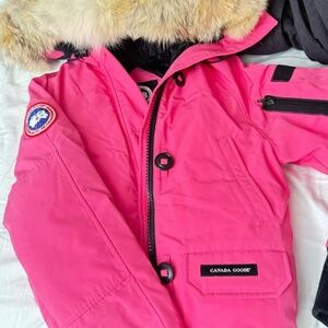 Canada Goose Chilliwack Bomber – Women’s XXS (Summit Pink)